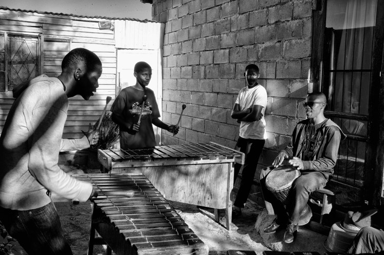 084 jazz in township-L1000766